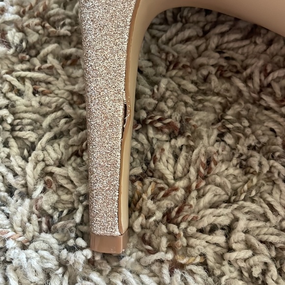 Badgley Mischka Jewel Hi Heel worn once! I was a part of the wedding party) - Picture 6 of 11